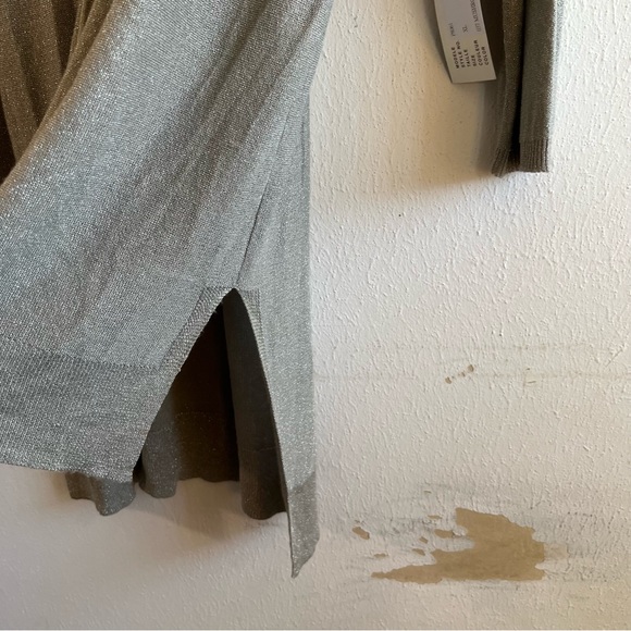 Simon Chang Sweater Silvery Gray Metallic Lightweight Tunic High-Low Knit XL NWT - Picture 9 of 12